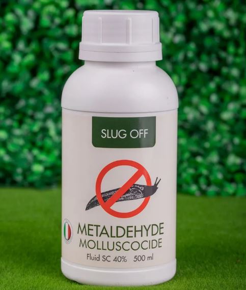 Избавиться от слизней химическими средствами